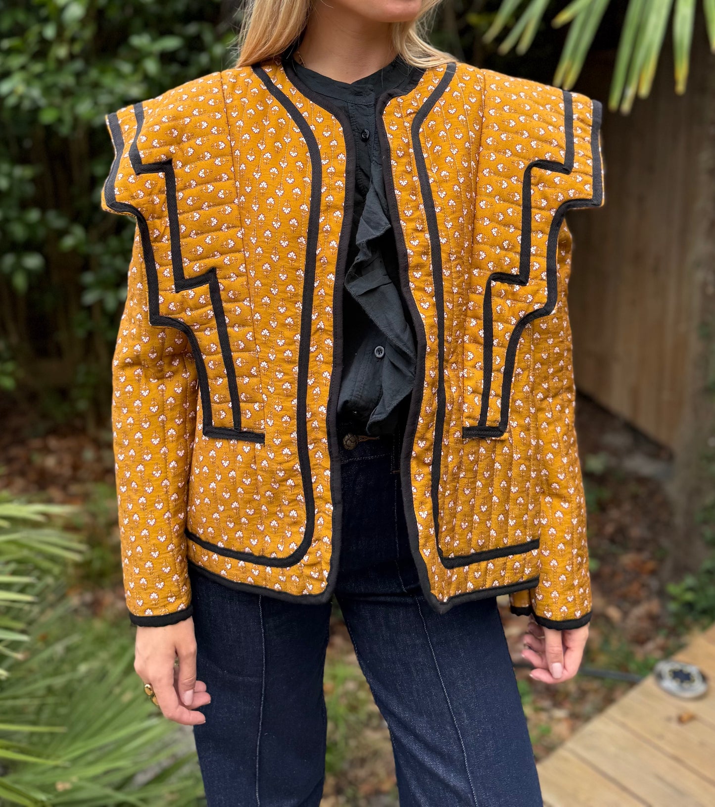 Veste avec épaulette Joséphine - moutarde