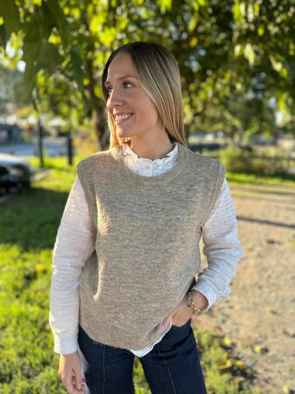 Pull sans manches COLETTE - beige